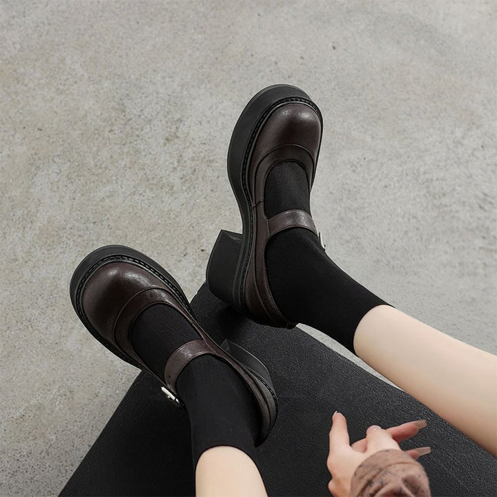Charlotte™| Pela Leather Pumps
